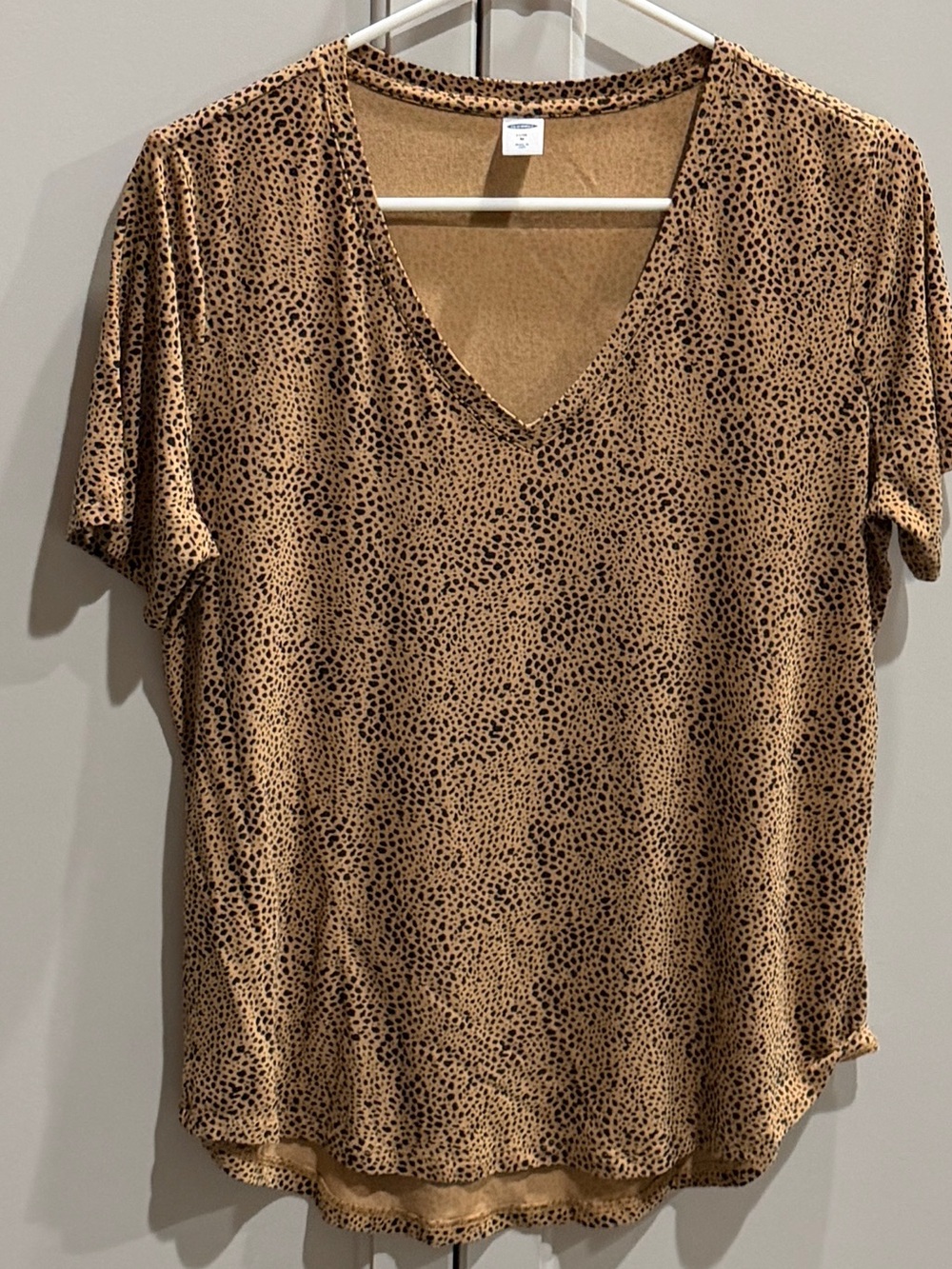 Old Navy Brown Animal-Print V-Neck Short Sleeve Top